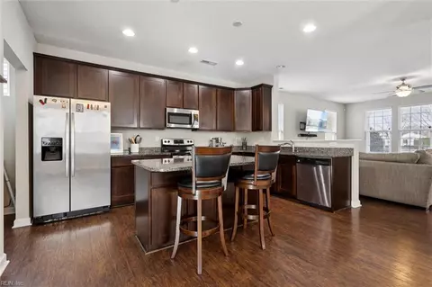 248 Harmony Dr, Portsmouth, VA 23701