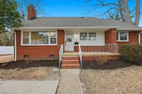 163 Columbia Ave, Hampton, VA 23669
