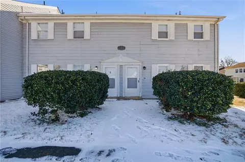 3608 Harbinger Rd #103, Virginia Beach, VA 23453