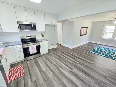 120 Oak St, Suffolk, VA 23434