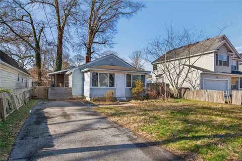 2041 Lockard Ave, Chesapeake, VA 23320