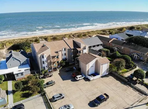 1634 E Ocean View Ave #2B, Norfolk, VA 23503
