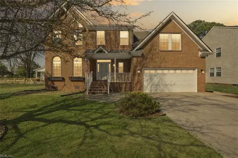 673 Parker Rd, Chesapeake, VA 23322