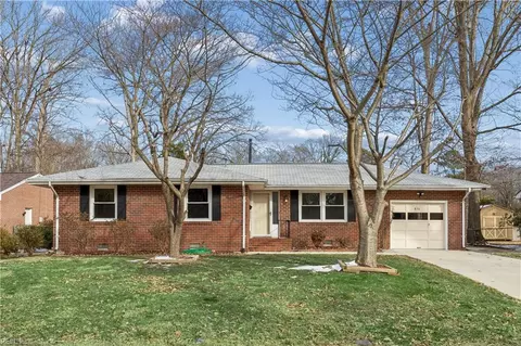 876 Cascade Dr, Newport News, VA 23608