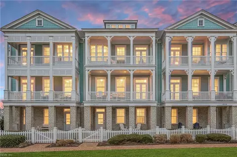 4152 E Beach Dr, Norfolk, VA 23518