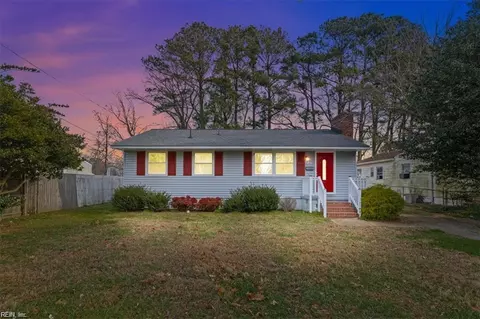 107 Aspenwood Dr, Hampton, VA 23666