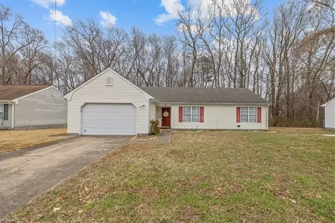 3441 Willow Breeze Dr, Portsmouth, VA 23703