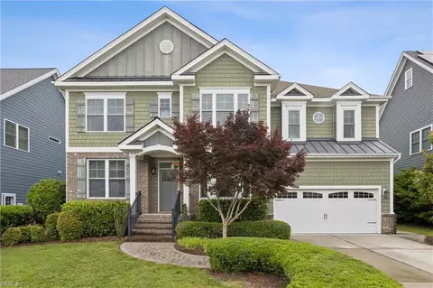 3747 Willow Glenn Cir, Suffolk, VA 23435