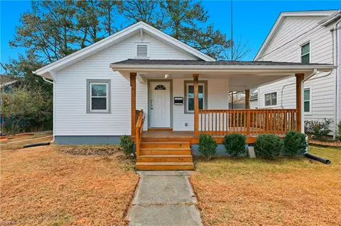 3705 Nottaway St, Norfolk, VA 23513