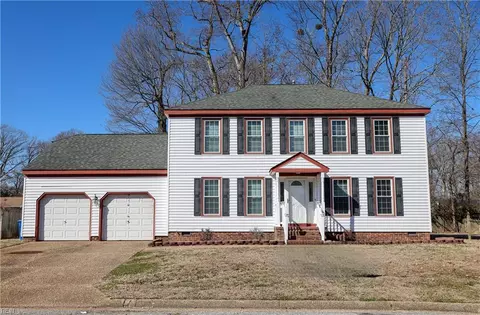 113 King Forest Ln, Newport News, VA 23608