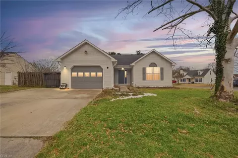 409 Collier Cres, Suffolk, VA 23434