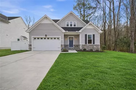 2029 Shipyard Rd, Chesapeake, VA 23323