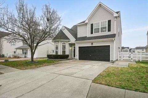 3641 Crofts Pride Dr, Virginia Beach, VA 23453