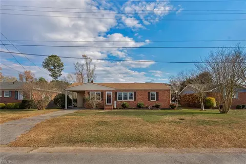 304 Edward Ave, Suffolk, VA 23434