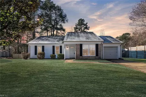 3340 Woodbaugh Dr, Chesapeake, VA 23321