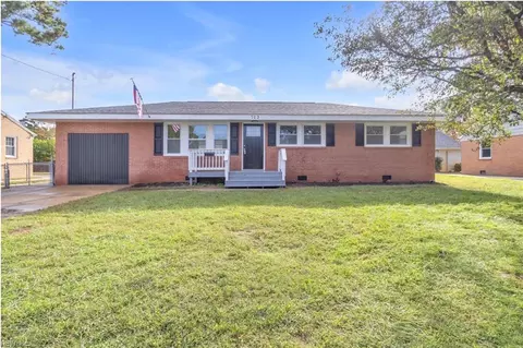 712 Macon Rd, Hampton, VA 23666
