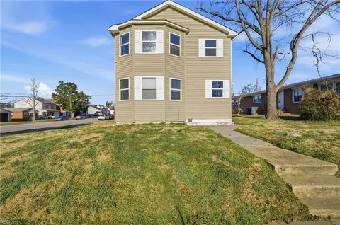 227 Blair Ave, Newport News, VA 23607