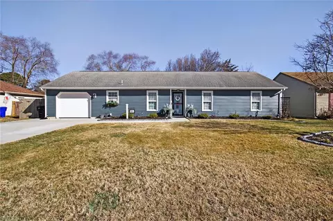 1116 Lowland Cottage Ln, Virginia Beach, VA 23454