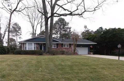 604 Chesopeian Trl, Virginia Beach, VA 23452