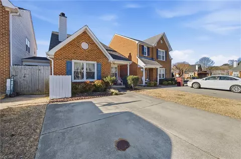 3807 Whitechapel Arch Arch, Chesapeake, VA 23321