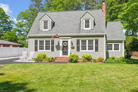 112 Botetourt Rd, Newport News, VA 23601