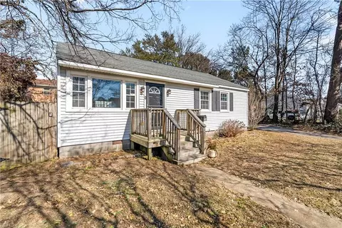 1516 Baychester Ave, Norfolk, VA 23503