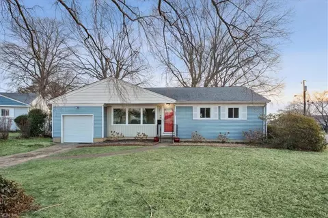 2332 Wharton Ct, Norfolk, VA 23518