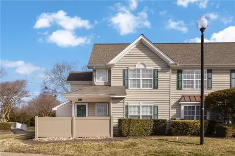 810 Lakeside Dr, Suffolk, VA 23435