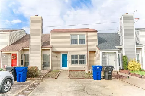 422 Falling Ln, Virginia Beach, VA 23454