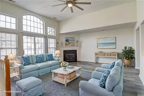 856 Point Way Ct, Virginia Beach, VA 23462