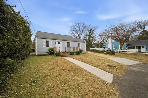 605 Carraway Ct, Norfolk, VA 23505