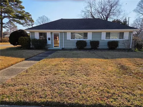 9420 Willow Ter, Norfolk, VA 23503