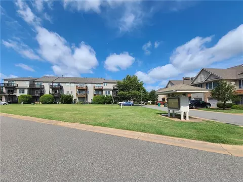730 Charthouse Cir, Hampton, VA 23664 photo 25