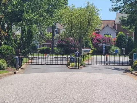 730 Charthouse Cir, Hampton, VA 23664 photo 34