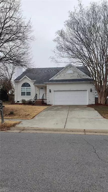 Exterior - 6801 Ivanhoe Ct, Suffolk, VA 23435 photo 4 of 8