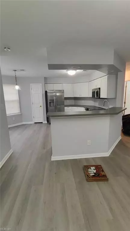 Kitchen - 6801 Ivanhoe Ct, Suffolk, VA 23435 photo 2 of 3
