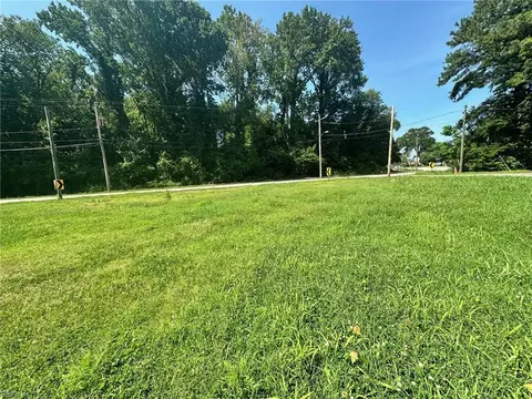 604 Old Buckroe Rd, Hampton, VA 23663
