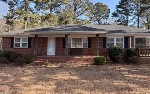 5504 Godwin Blvd, Suffolk, VA 23434