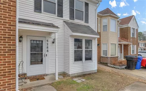 5288 Settlers Park Dr, Virginia Beach, VA 23464