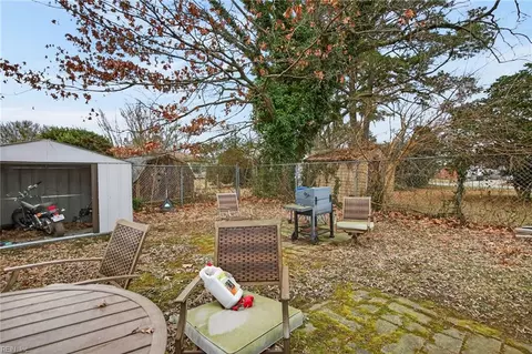 Exterior - 16 Marldale Dr, Hampton, VA 23666 photo 3 of 3