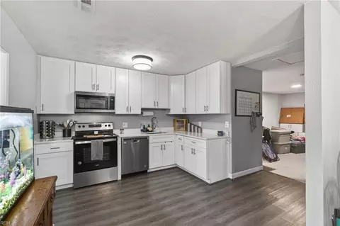 Kitchen - 16 Marldale Dr, Hampton, VA 23666 photo 1 of 2