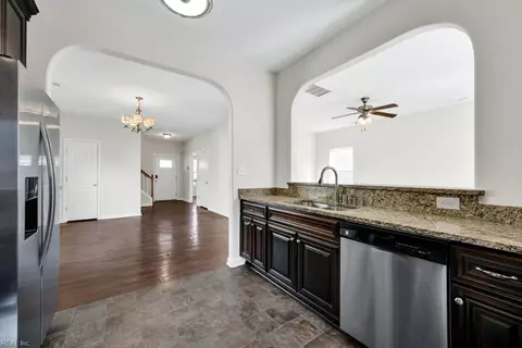 2123 Engle Ave, Chesapeake, VA 23320