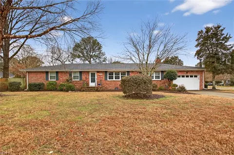 4633 Copperfield Rd, Virginia Beach, VA 23455