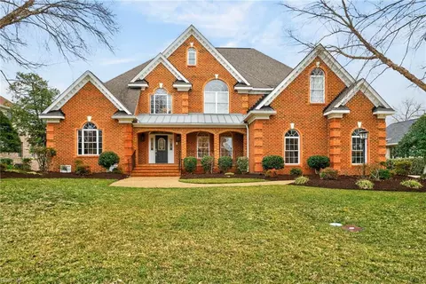 103 The Machrie, Smithfield, VA 23430