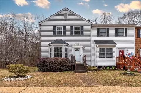 1664 Skiffes Creek Cir, Williamsburg, VA 23185