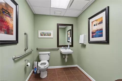 Bath - 2216 Executive Dr #A, Hampton, VA 23666 photo 1 of 4