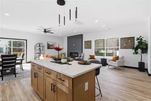 122 E Kelly Ave, Hampton, VA 23663