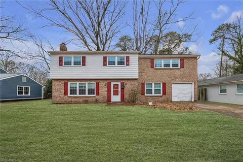 1058 Clipper Dr, Hampton, VA 23669