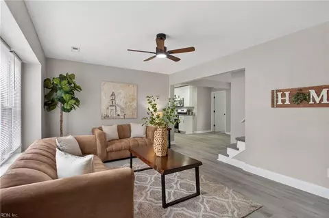3124 Choctaw Dr, Virginia Beach, VA 23464