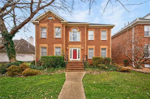 1551 Bordeaux Pl, Norfolk, VA 23509
